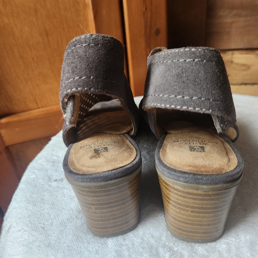 White Mountain Lorna Leather Peep Toe Sandals In Gray Size 8M - Picture 4 of 8